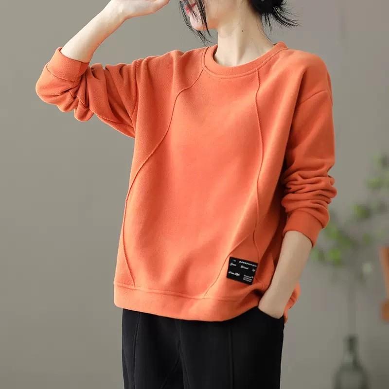 Why is the retro round neck thick hoodie popular for women's autumn and winter new styles?